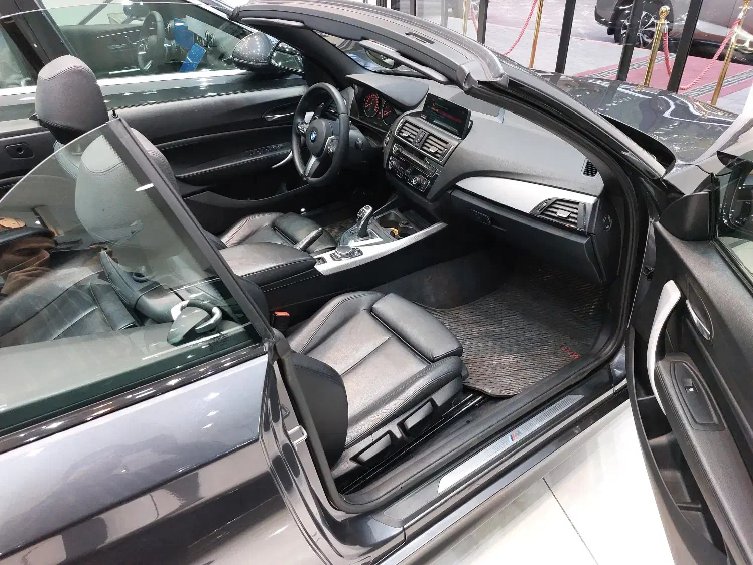 بی ام و ۲۲۰i مدل ۲۰۱۷|خودرو سواری و وانت|تهران, حکمت|دیوار