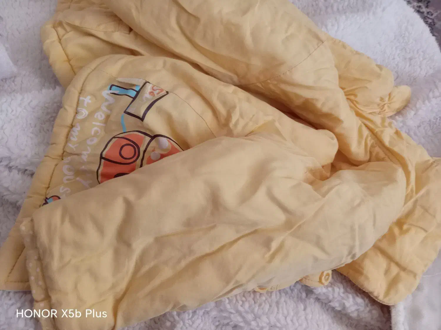 لوازم و لباس نوزادی|اسباب و اثاث بچه|اهر, |دیوار