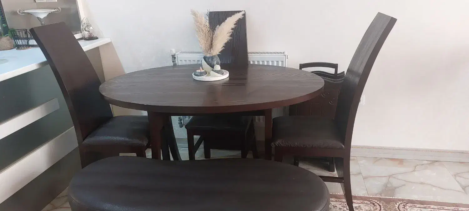 یک دست مبل هفت نفره و میزنهارخوری ۶ نفره|مبلمان خانگی و میز عسلی|شیراز, شهرک والفجر|دیوار
