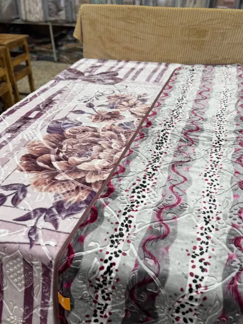 پتو ملک خارجی سنگین|رختخواب، بالش، پتو|آمل, |دیوار