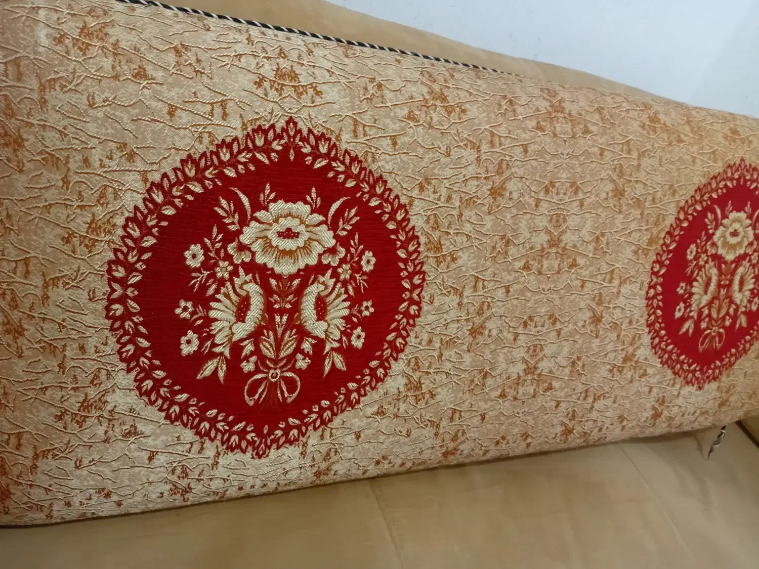 دو جفت پشتی|پشتی|شوشتر, |دیوار