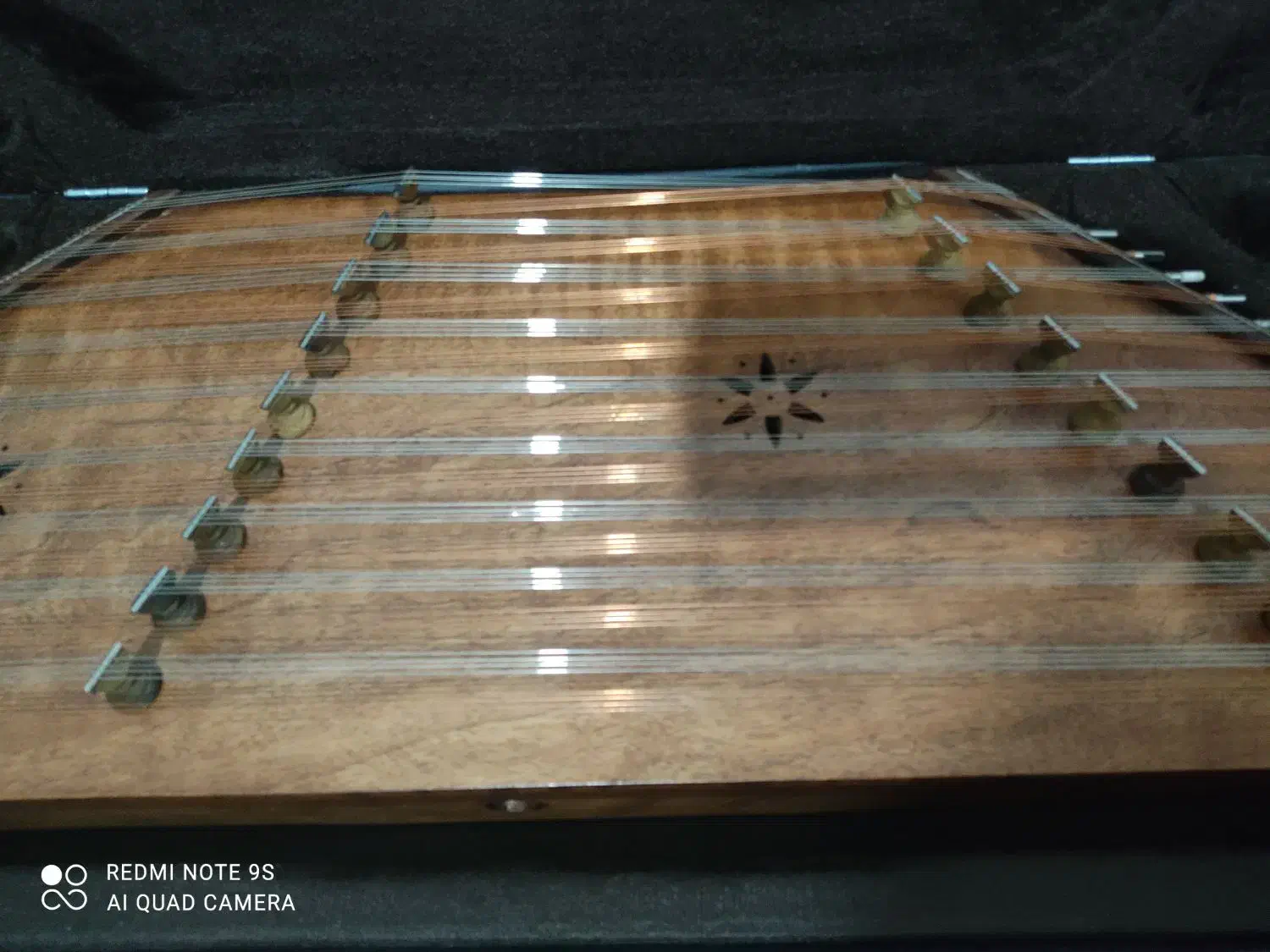 سنتور همایون|سازهای سنتی|اهواز, سپیدار|دیوار