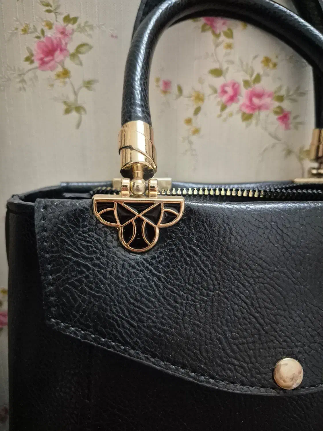 کیف مجلسی|کیف، کفش، کمربند|قم, هنرستان|دیوار