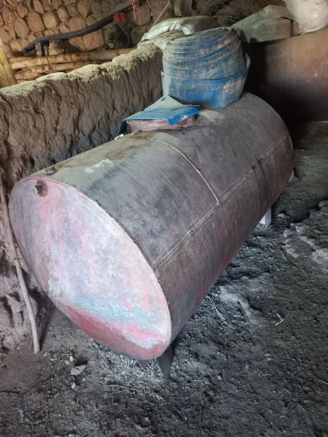 تانکر ۱۵۰۰لیتری|ماشین‌آلات صنعتی|مانه, |دیوار