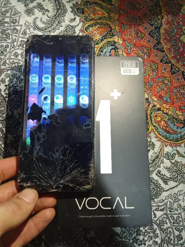 یک گوشی ووکال v1+ هیولا رام 8 خافظه 128|موبایل|آستارا, |دیوار