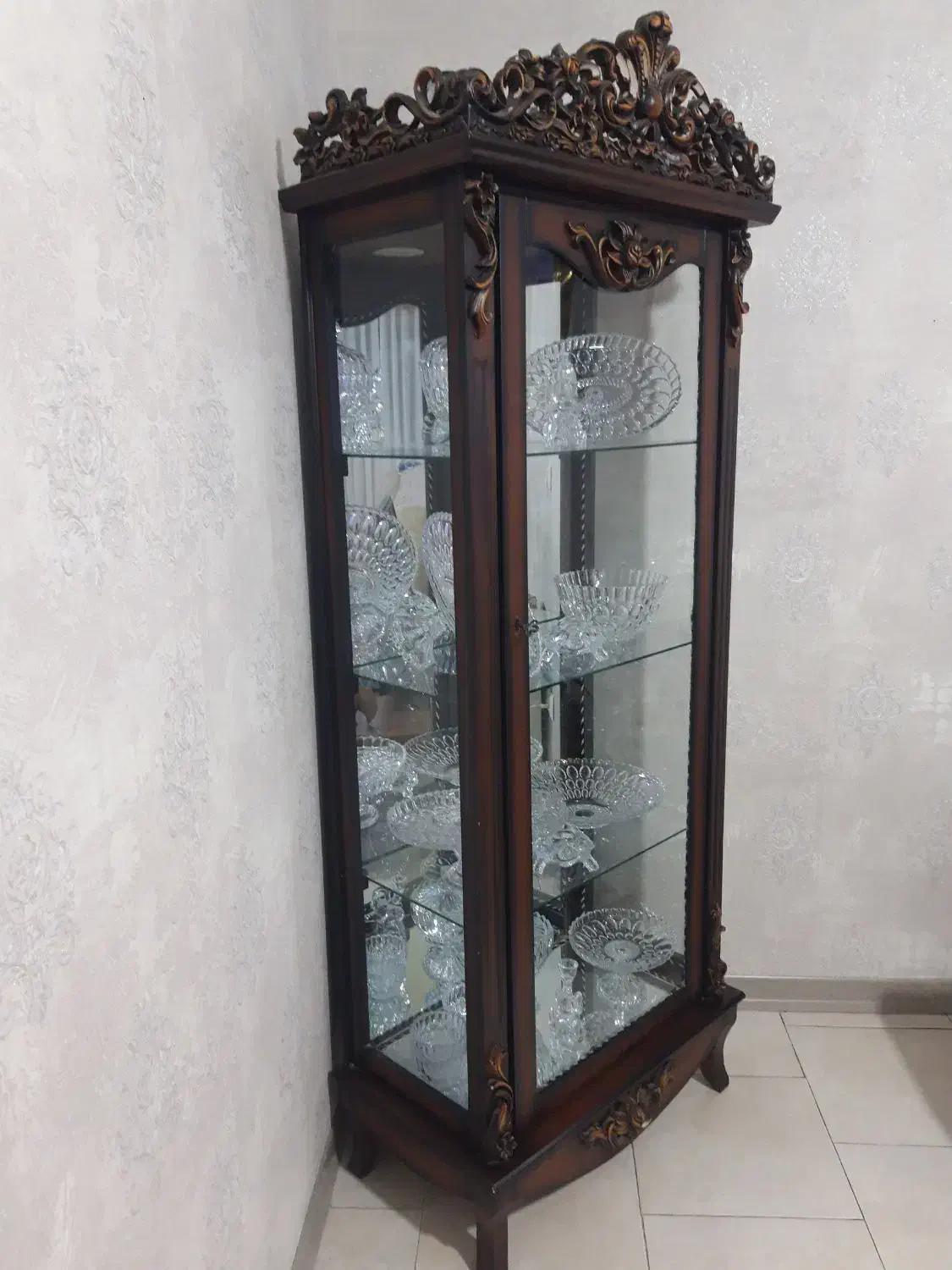 ویترین شیشه ای|بوفه، ویترین، کنسول|وحیدیه, |دیوار