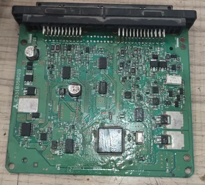 تعمیر ایسیو مزدا b2000|قطعات یدکی و لوازم جانبی|لامرد, |دیوار