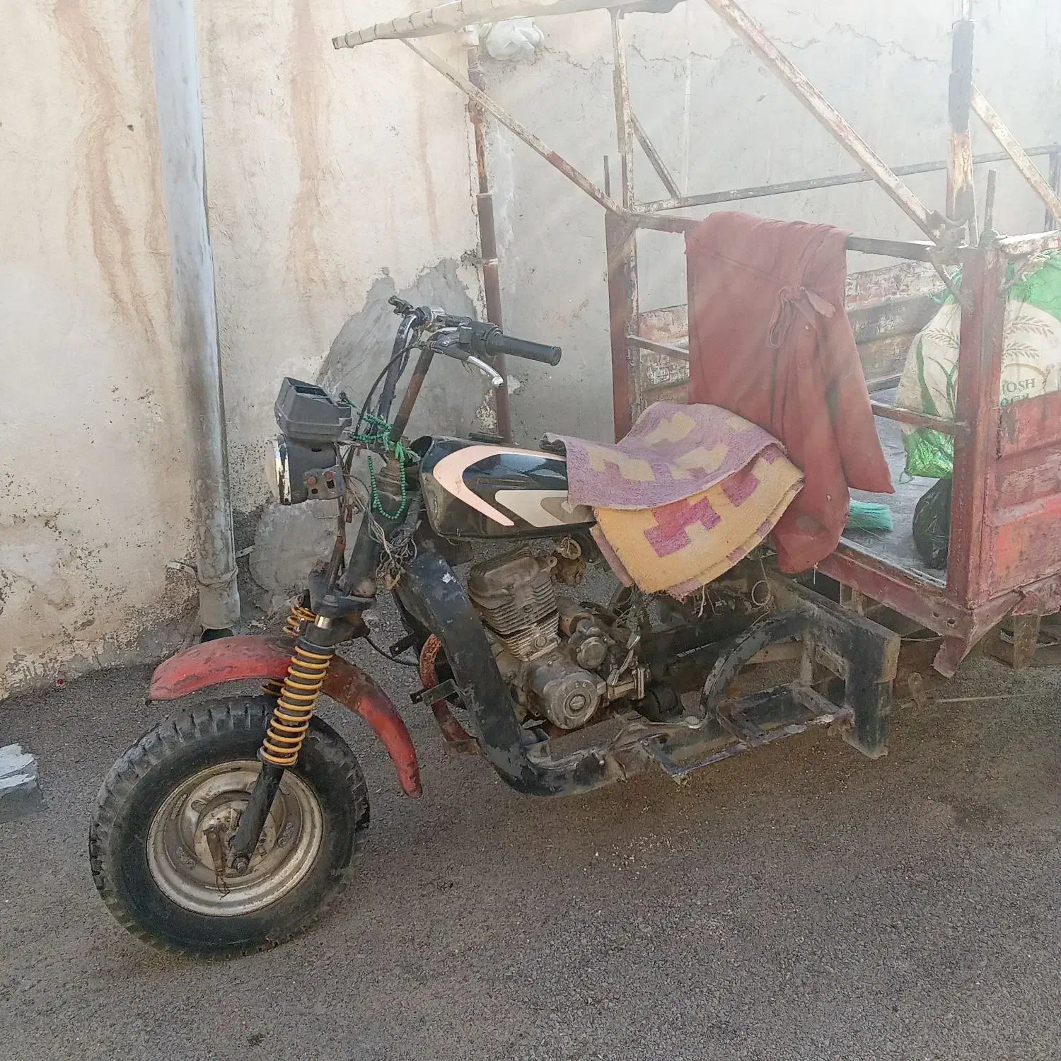 قفسه و گاری 4چرخ متحرک وسچرخ جت رو|کتابخانه، شلف، قفسه‌های دیواری|امیدیه, |دیوار