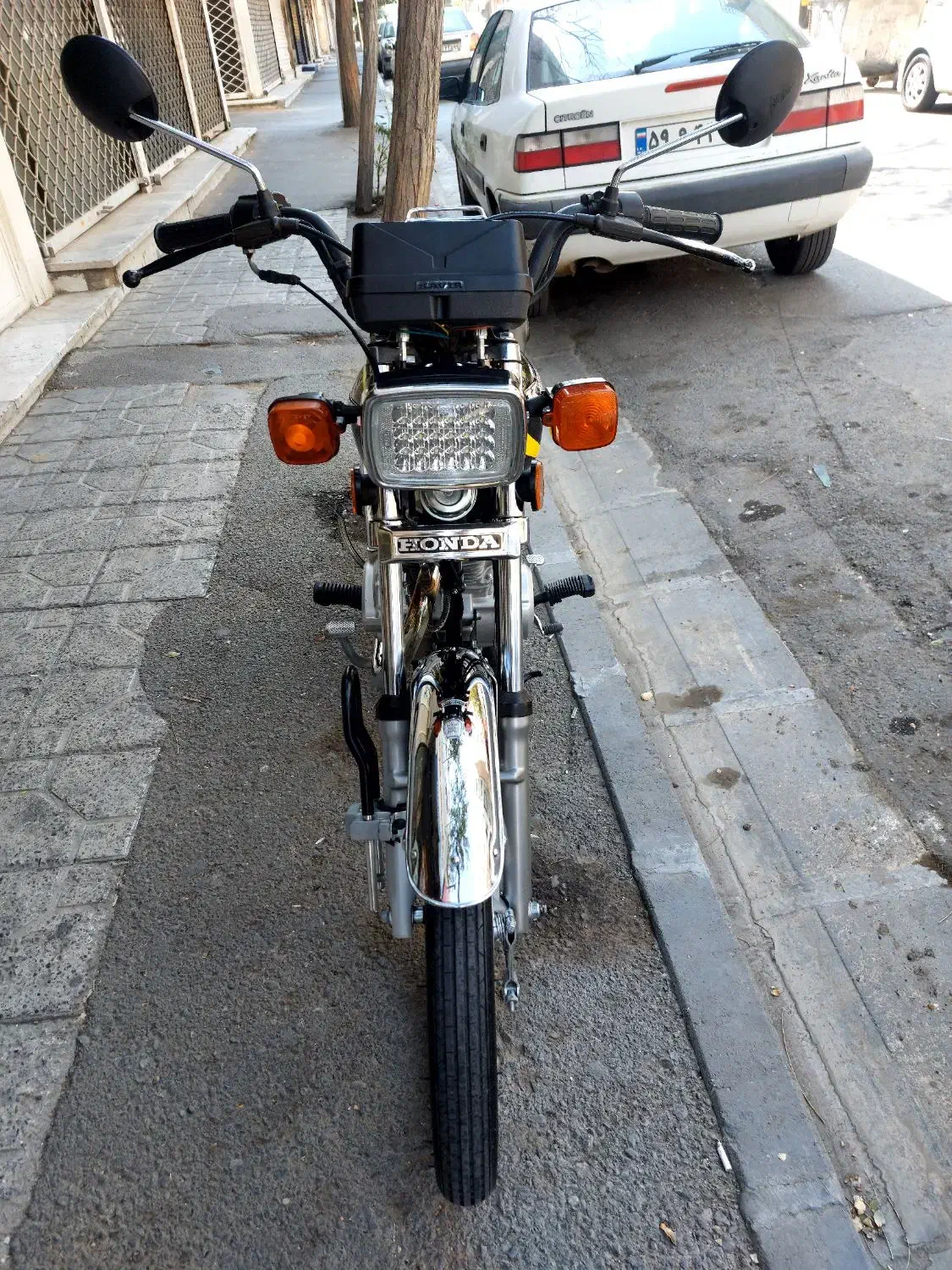 موتورهوندا۱۲۵کویر۹۸|موتورسیکلت|کرج, گلشهر|دیوار