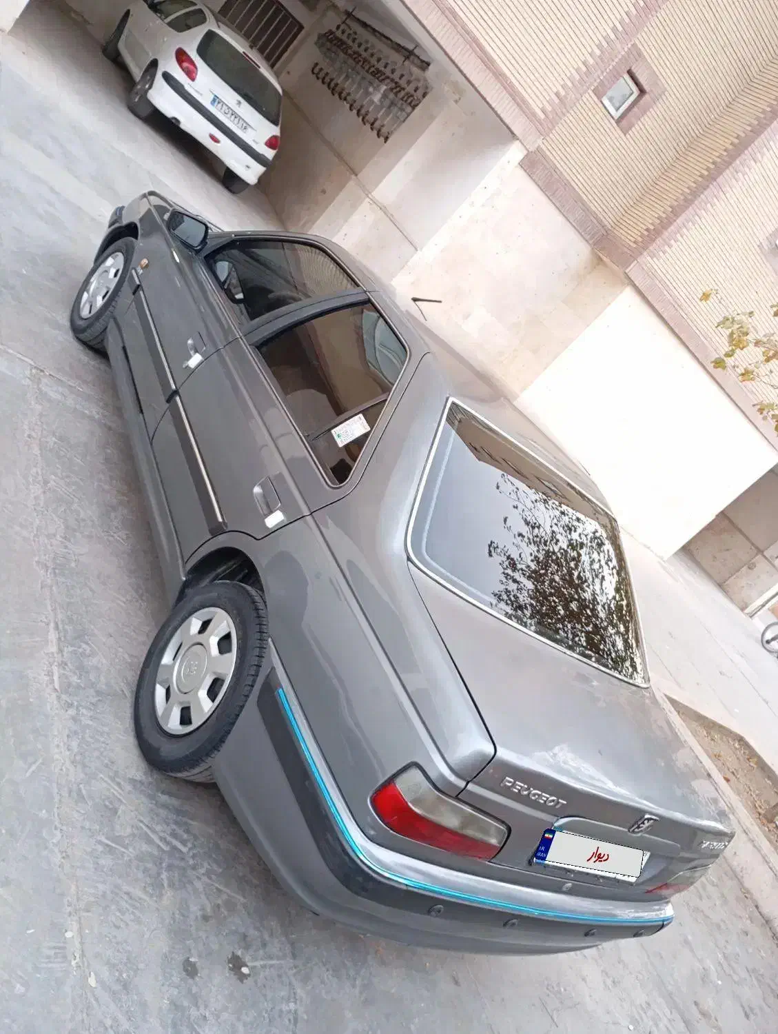 پژو پارس سال مدل ۱۳۹۲|خودرو سواری و وانت|قم, پردیسان|دیوار