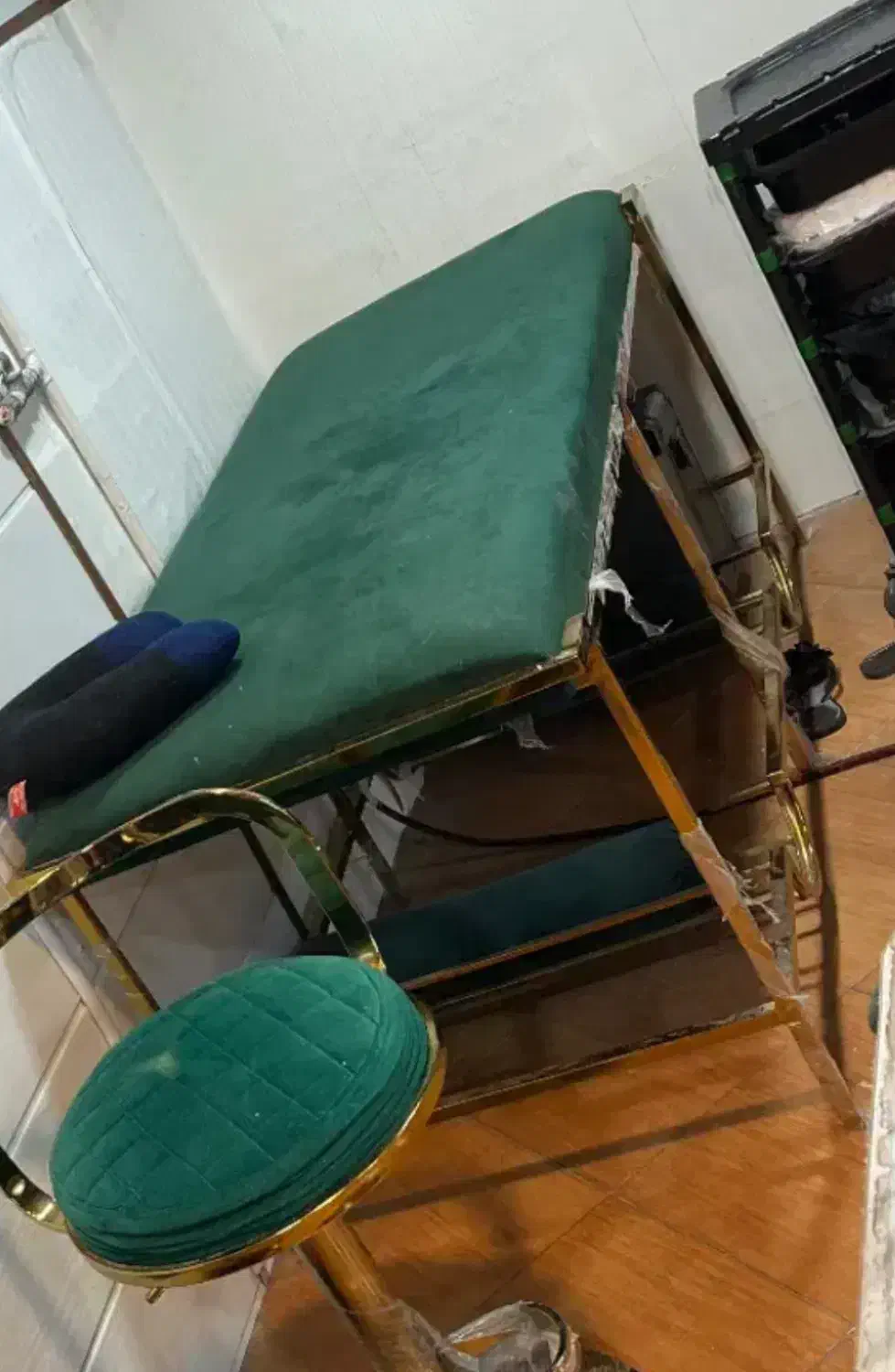 صندلی پدیکور و تخت مژه|آرایشگاه و سالنهای زیبایی|تهران, مجیدیه|دیوار