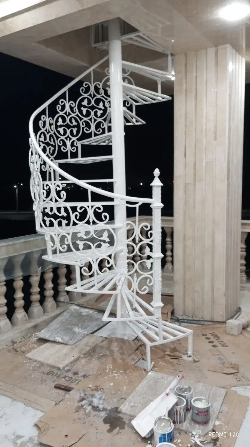 نقاش رنگ آمیزی نقاشی کنتکس|خدمات پیشه و مهارت|میناب, |دیوار