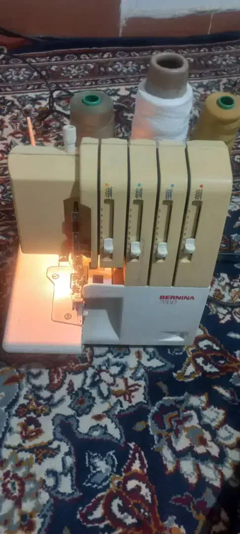 چرخ خیاطی سر دوز|چرخ خیاطی و ریسندگی|خرم‌آباد, |دیوار