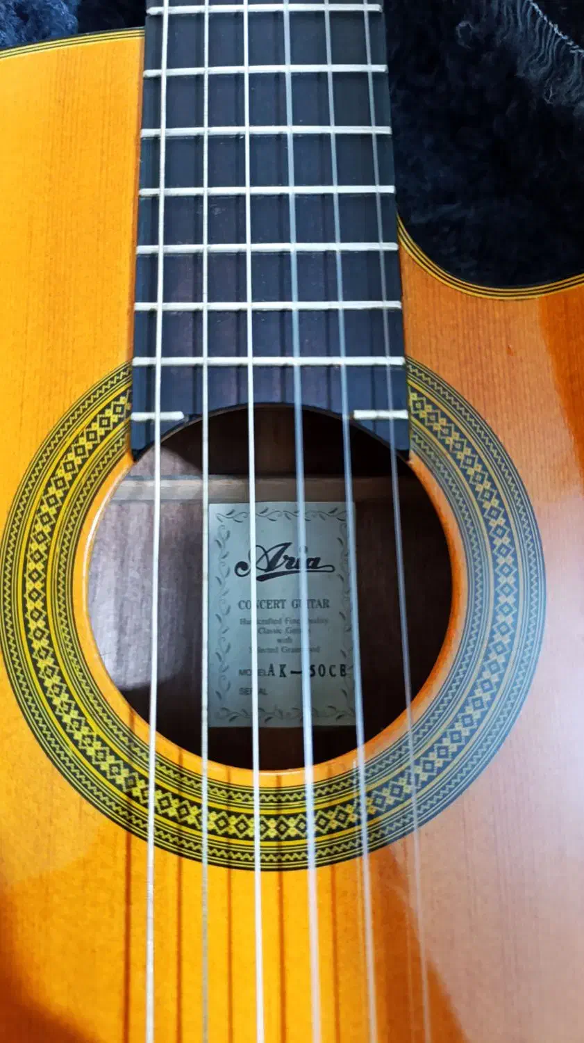 گیتار آریا aria ak50 ce|گیتار، بیس، امپلیفایر|قزوین, |دیوار