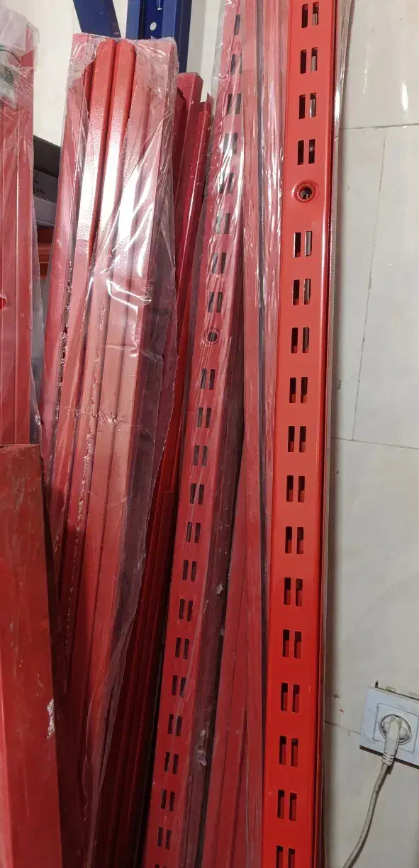 لچکی شلف/قفسه دیواری و ایستا|کتابخانه، شلف، قفسه‌های دیواری|بروجرد, |دیوار