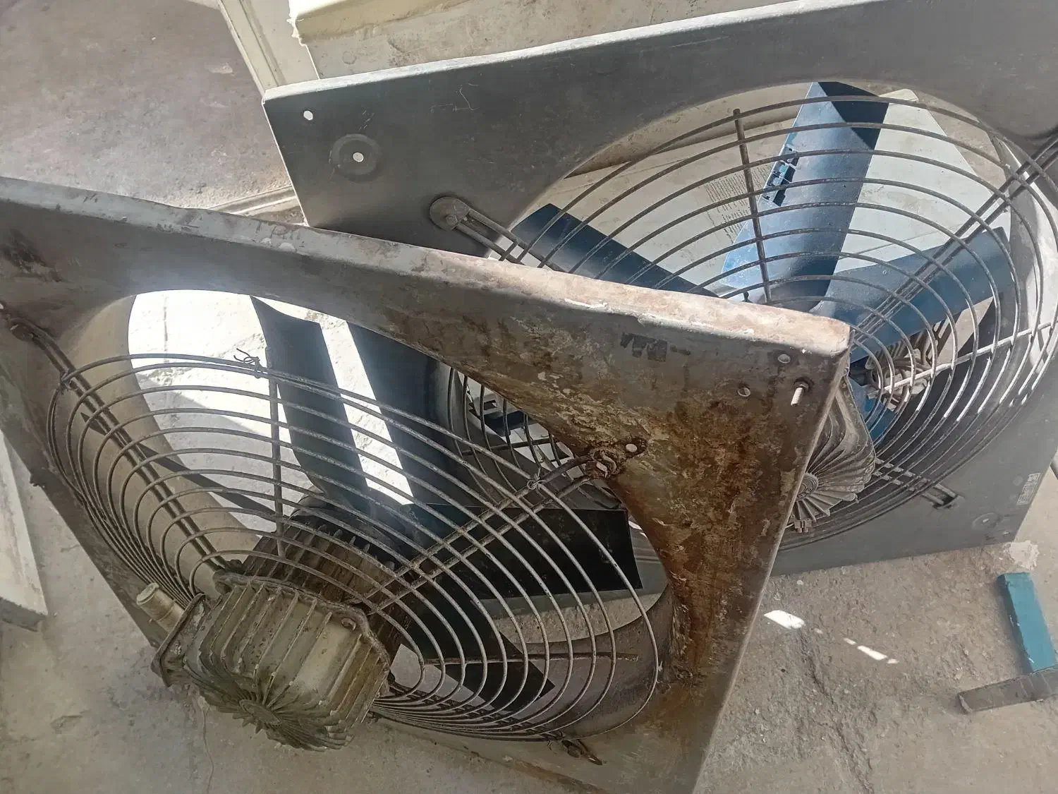 هواکش ۸۵در۸۵|پنکه و تصفیهکنندهٔ هوا|قم, شهدا|دیوار