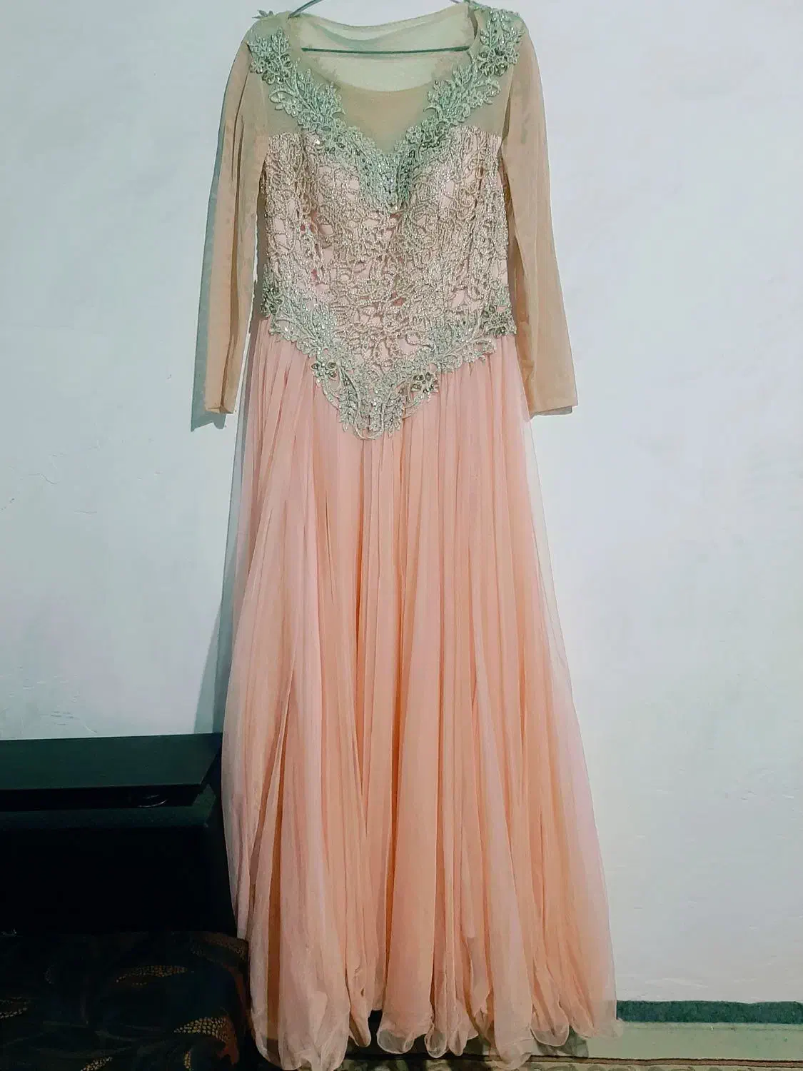 فروش لباس مجلسی زیبا با نازلترین قیمت|لباس|خرمآباد (تنکابن), |دیوار