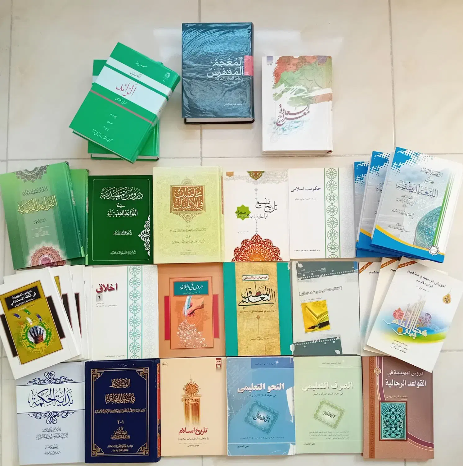 کتب درسی حوزه|کتاب و مجله آموزشی|قم, صفائیه|دیوار