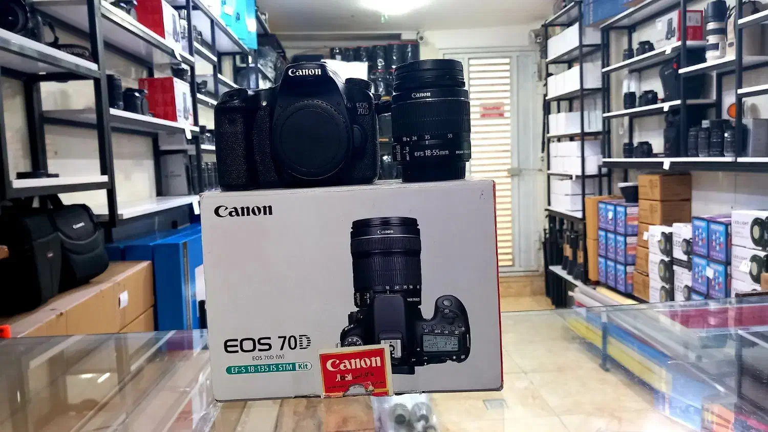 دوربین کنون ۷۰ دی با لنز ۱۸.۵۵|دوربین عکاسی و فیلم‌برداری|قم, دورشهر|دیوار