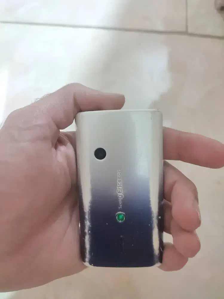 گوشی آنتیک xperia x10 mini کاملا سالم|موبایل|تهران, فلسطین (میدان انقلاب)|دیوار