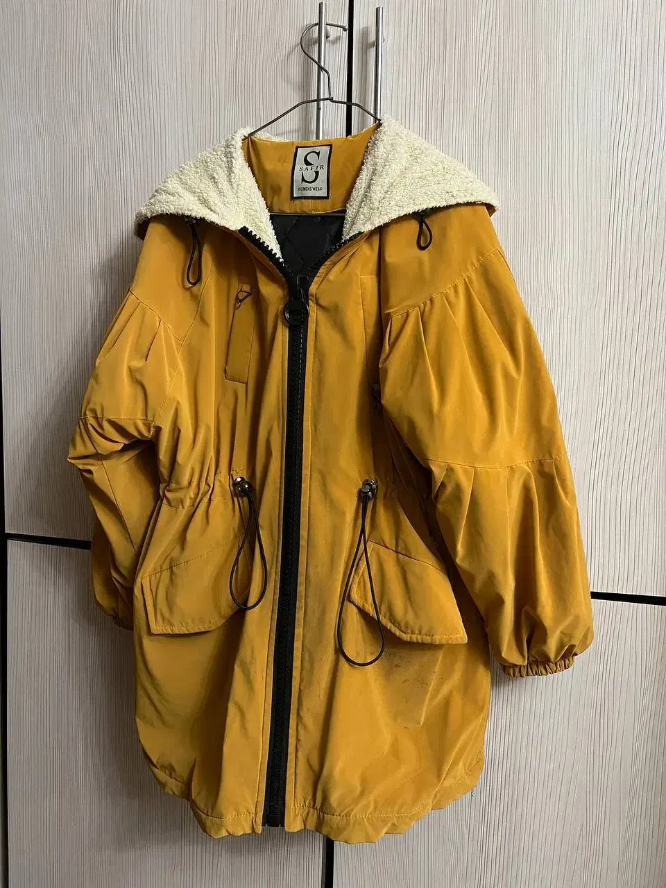 کاپشن و پالتو و مانتو|لباس|اسلام‌شهر, مسکن مهر اسلاشهر (شهرک امام خمینی)|دیوار