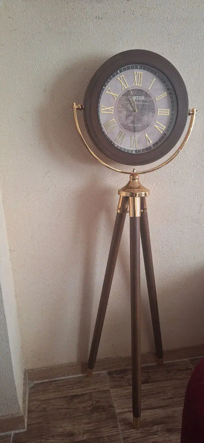 ساعت ایستاده در حد نو|ساعت دیواری و تزئینی|کوچصفهان, |دیوار