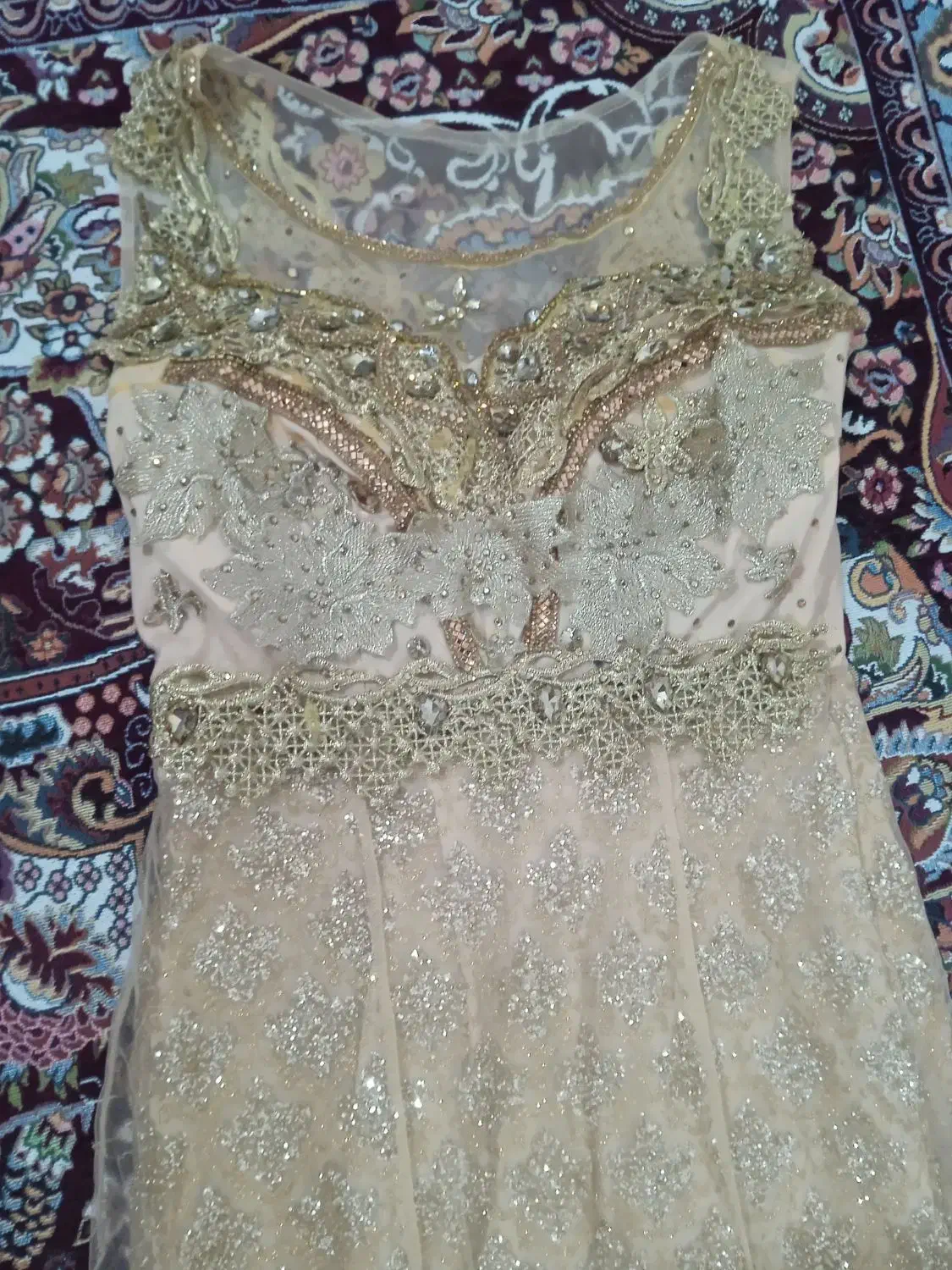 بدله|لباس|شادگان, |دیوار