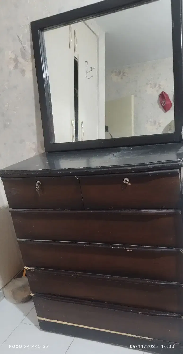 مبل ال به همراه دراور اینه دار پنج میلیون تومان|مبلمان خانگی و میز عسلی|فردیس, شهرک ناز|دیوار