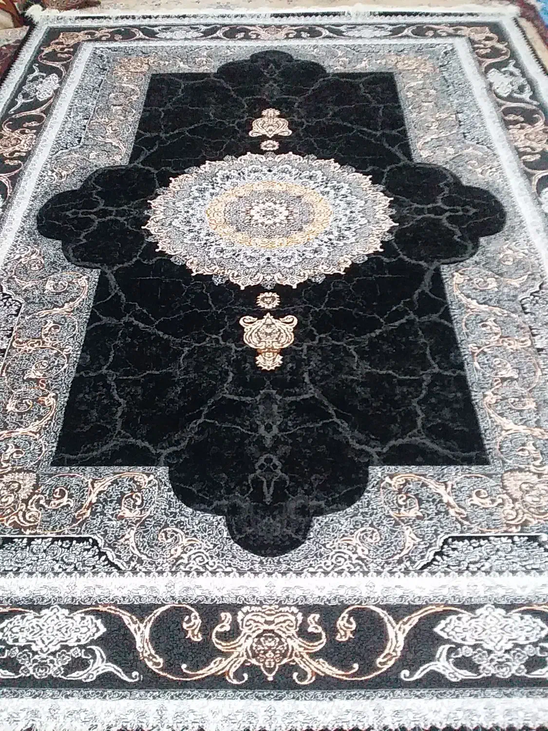 ۲تخته فرش ۱۲متری|فرش|اسفرورین, |دیوار