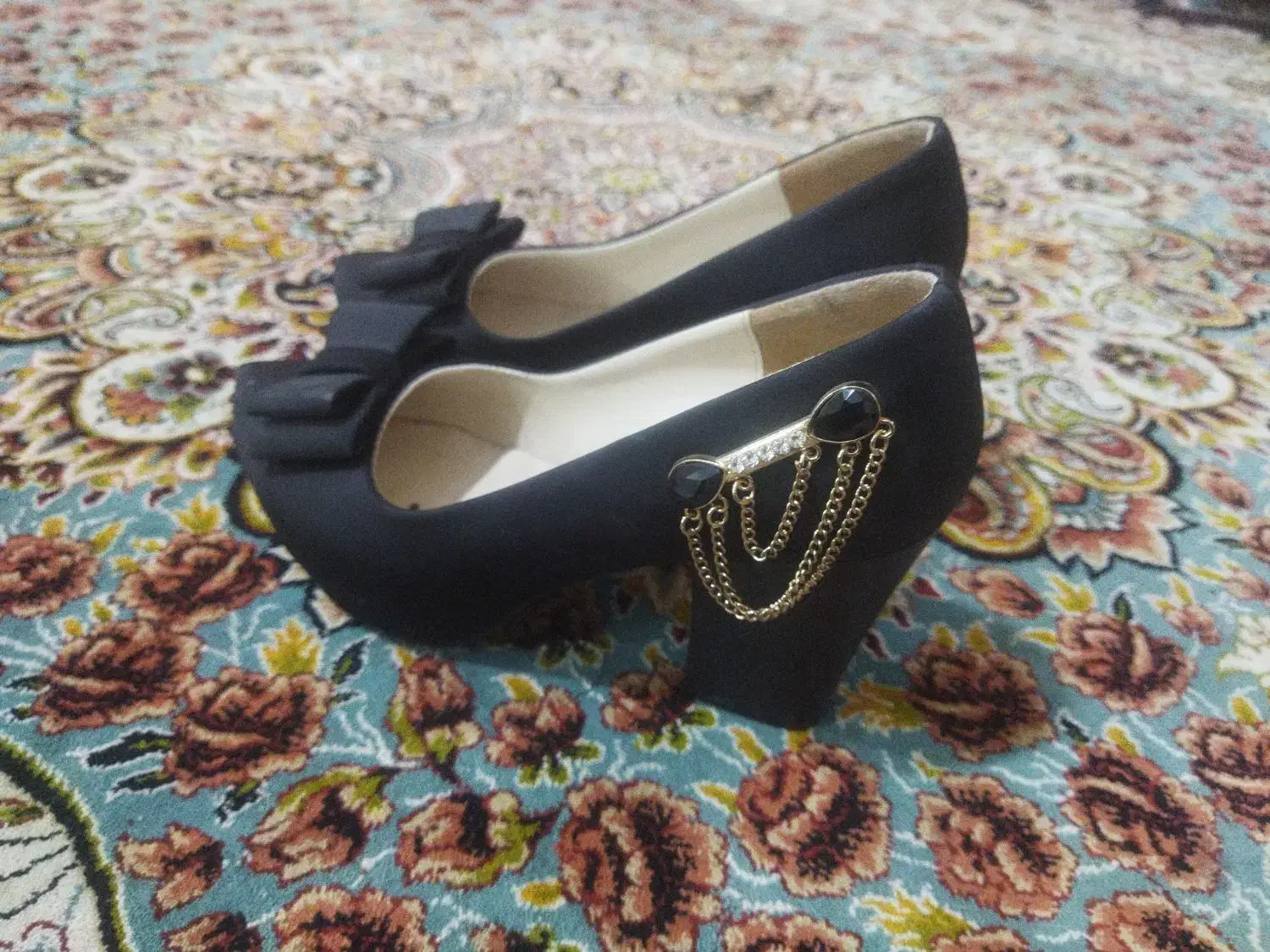 کفش مجلسی پاشنه بلند|کیف، کفش، کمربند|شاهین‌شهر, گزبرخوار|دیوار