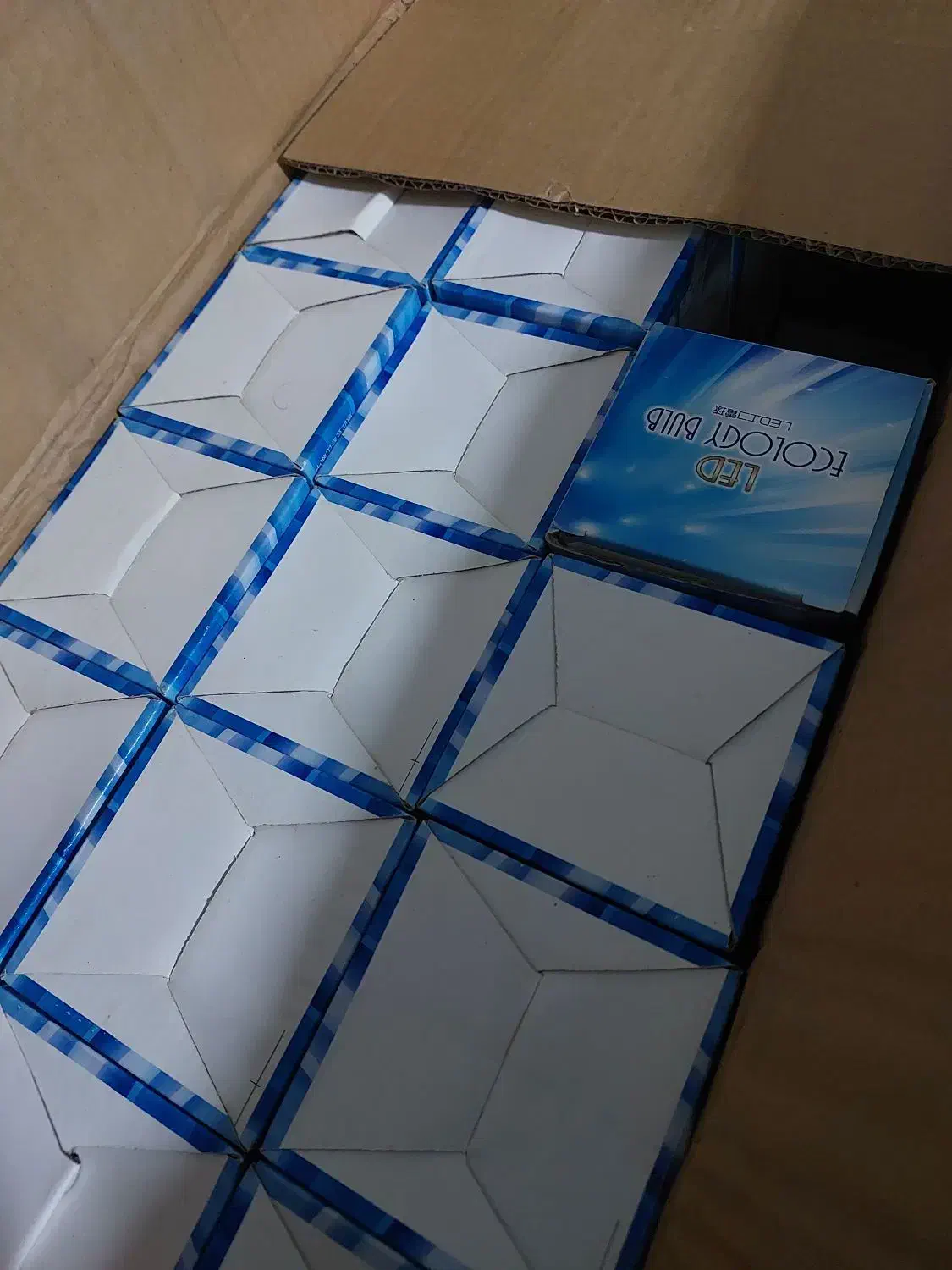 لامپ های شارژری|لامپ و چراغ|اندیشه, اندیشه فاز ۱|دیوار