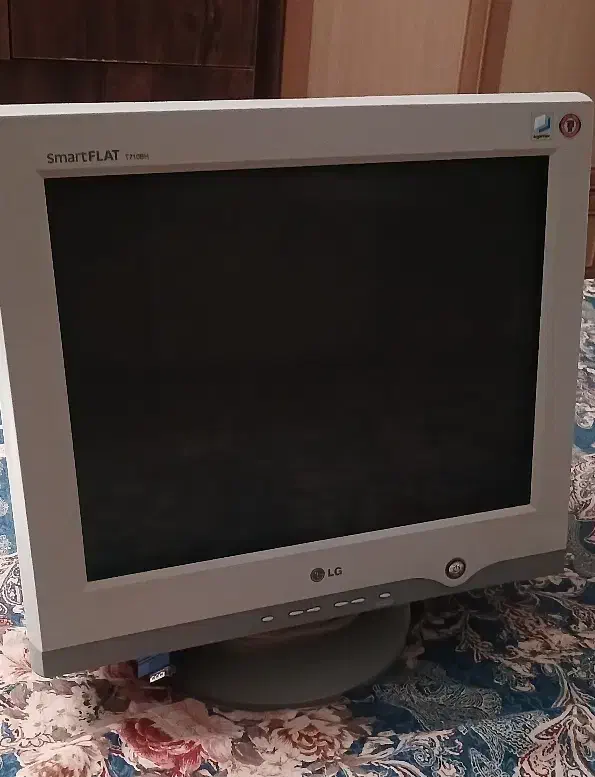 مانیتور|قطعات و لوازم جانبی رایانه|یزد, |دیوار