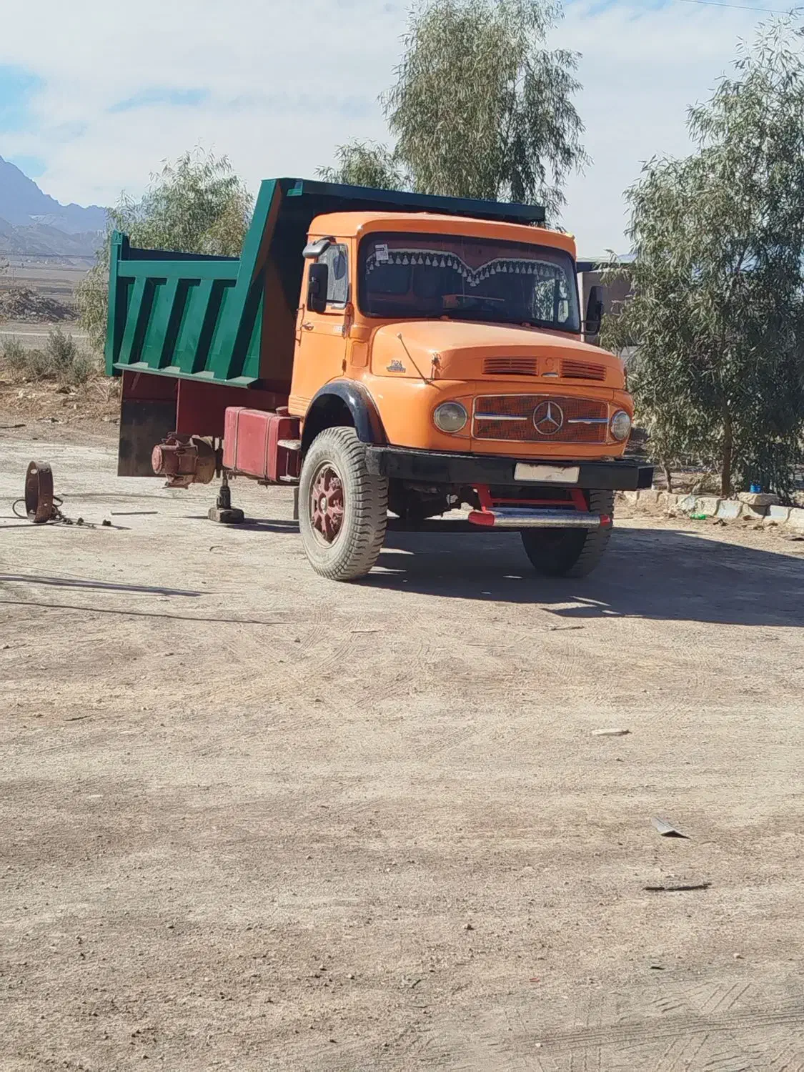 استخدام راننده پایه یک|استخدام حمل و نقل|یزد, |دیوار