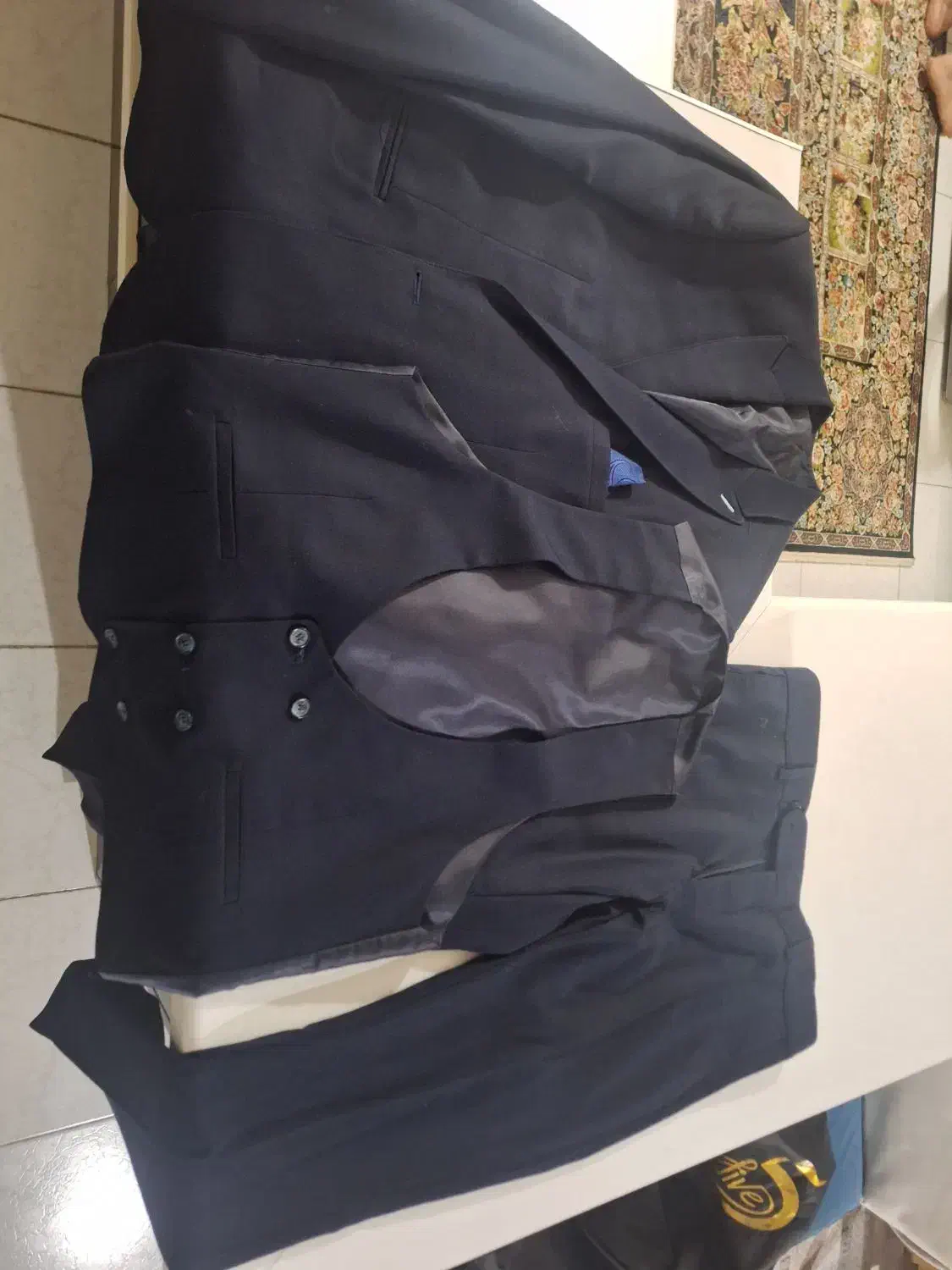 کت و شلوار|لباس|کرج, دهقان ویلا|دیوار