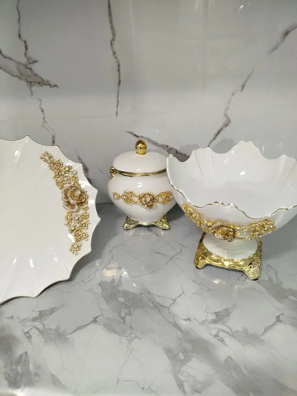 ظروف پذیرایی لب طلایی|ظروف سرو و پذیرایی|سبزوار, امام خمینی (ناوی)|دیوار