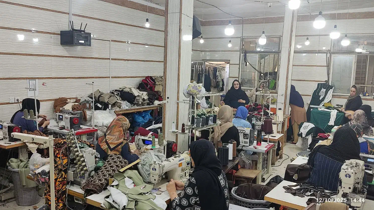 چرخ کار حرفه ای وبا تجربه  وتکمیلی دوز (خانم)|استخدام صنعتی، فنی، مهندسی|تهران, شهرک ولیعصر شمالی|دیوار