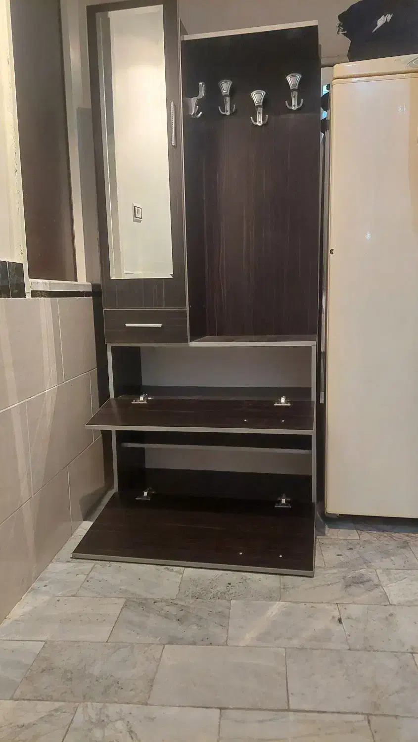 جاکفشی|جاکفشی، کمد، دراور|نسیمشهر, |دیوار