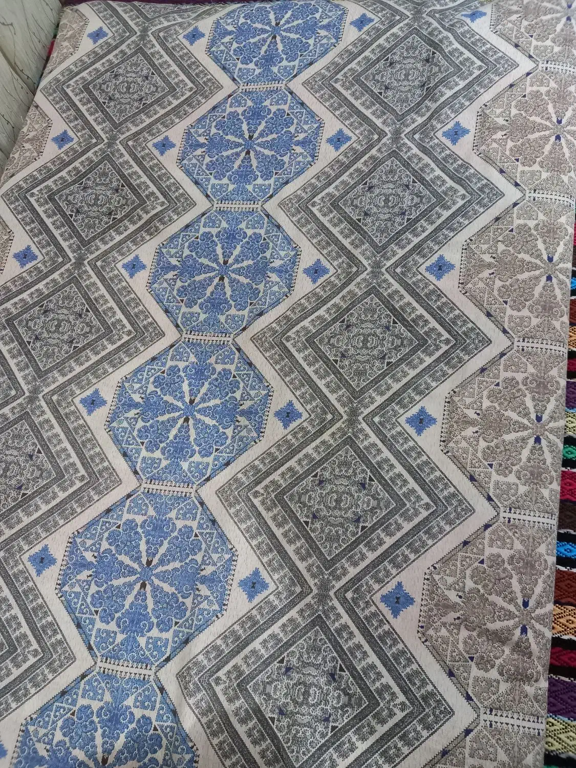 تشک|تشک تختخواب|سیرجان, |دیوار