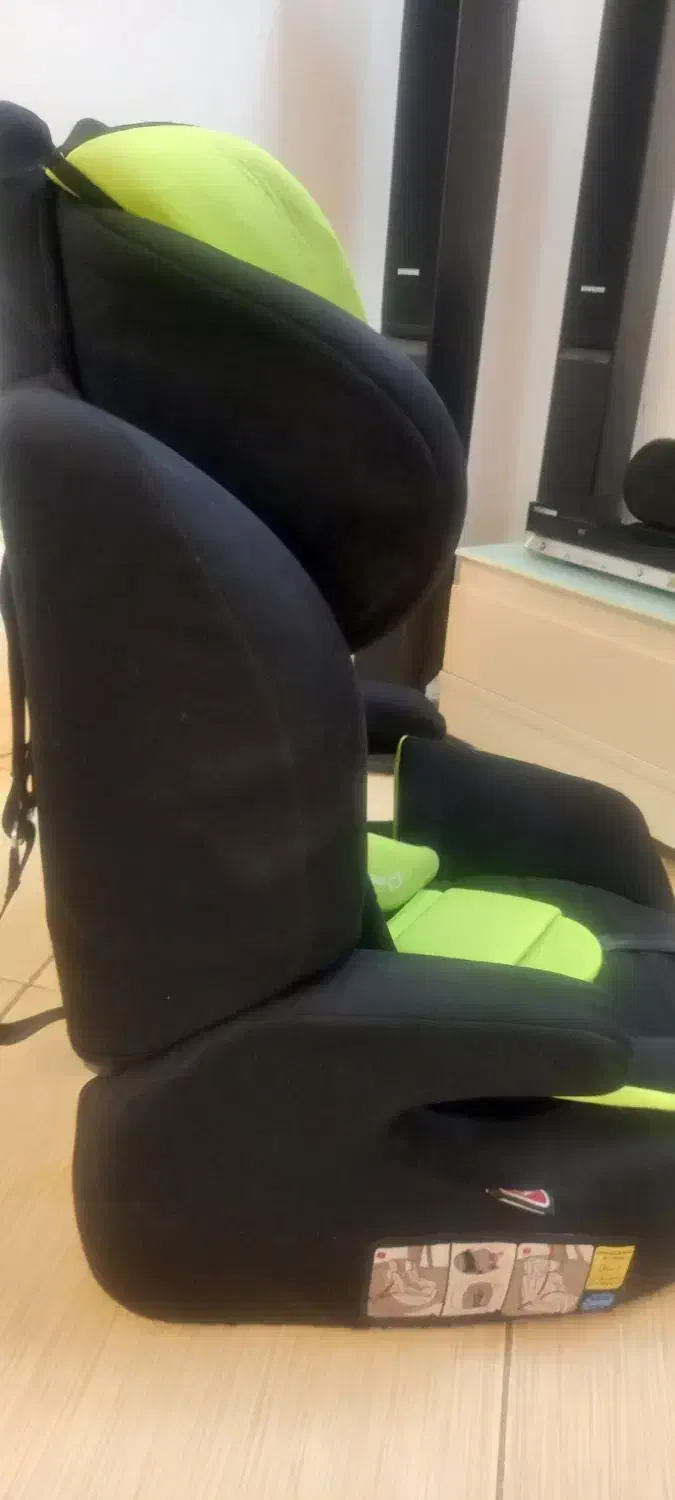 صندلی ماشین کودک|تخت و صندلی بچه|مشهد, اقبال|دیوار
