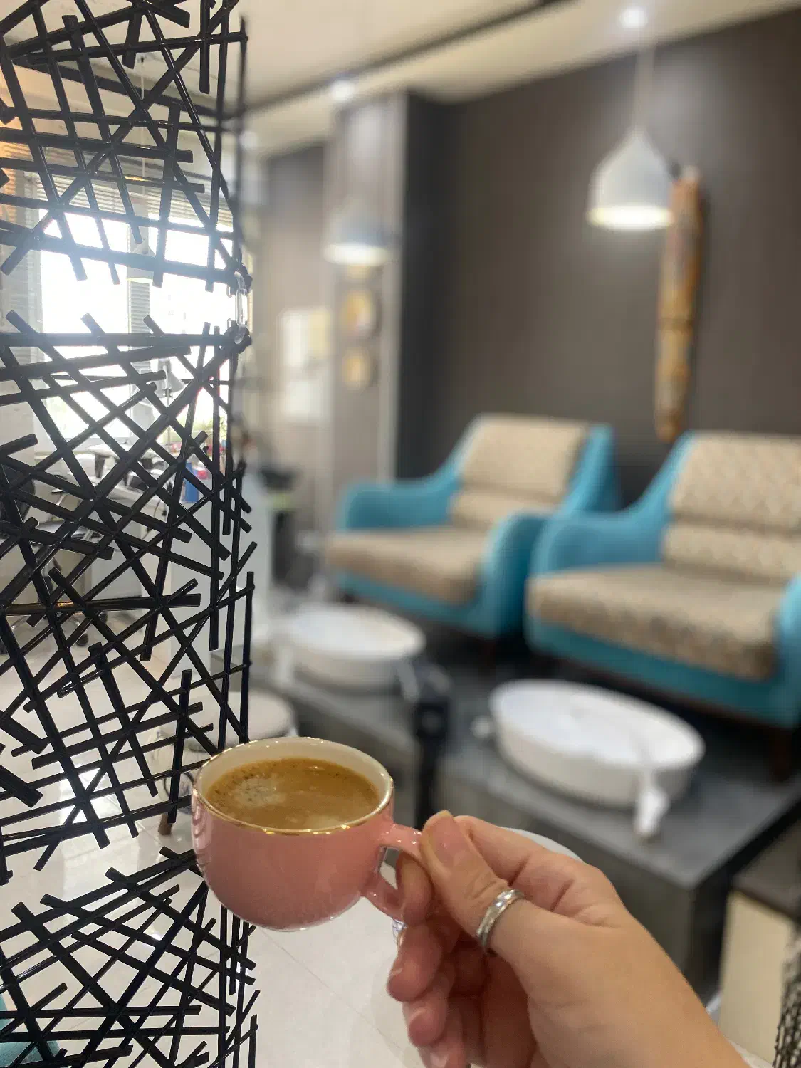 اجاره میز ناخن و تخت مژه|اجارهٔ دفتر کار، اتاق اداری، مطب|اردبیل, |دیوار