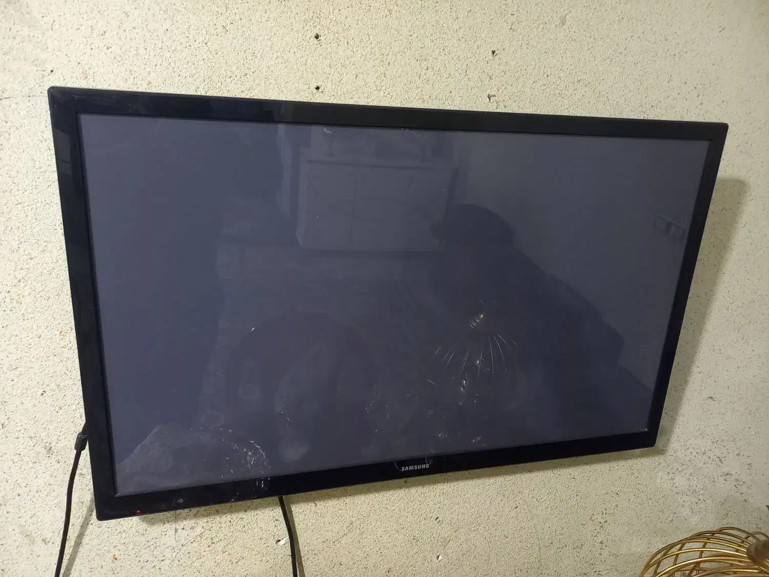 تلوزیون ال سی دی کرده برای فروش|تلویزیون و پروژکتور|اهواز, پردیس دو|دیوار