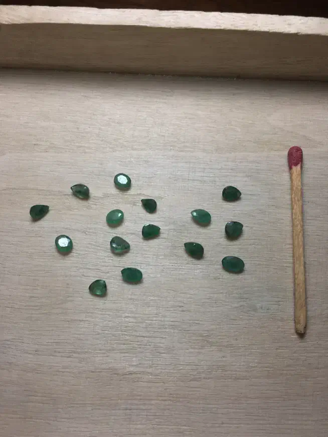 زمرد اصل|جواهرات|شیراز, سینما سعدی|دیوار