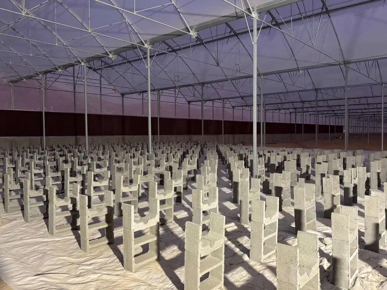 زیر بستر کشت گلخانه بتنی|مصالح و تجهیزات ساختمان|اصفهان, باغ نگاره|دیوار