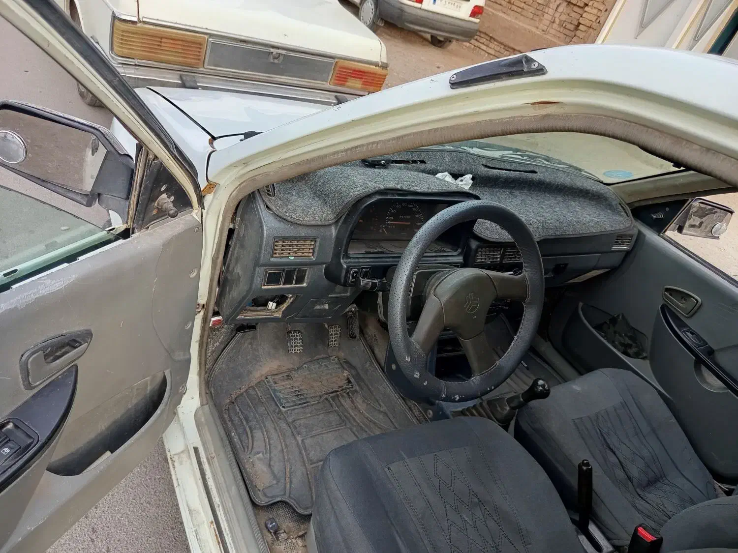 پراید مدل 83|خودرو سواری و وانت|یزد, |دیوار