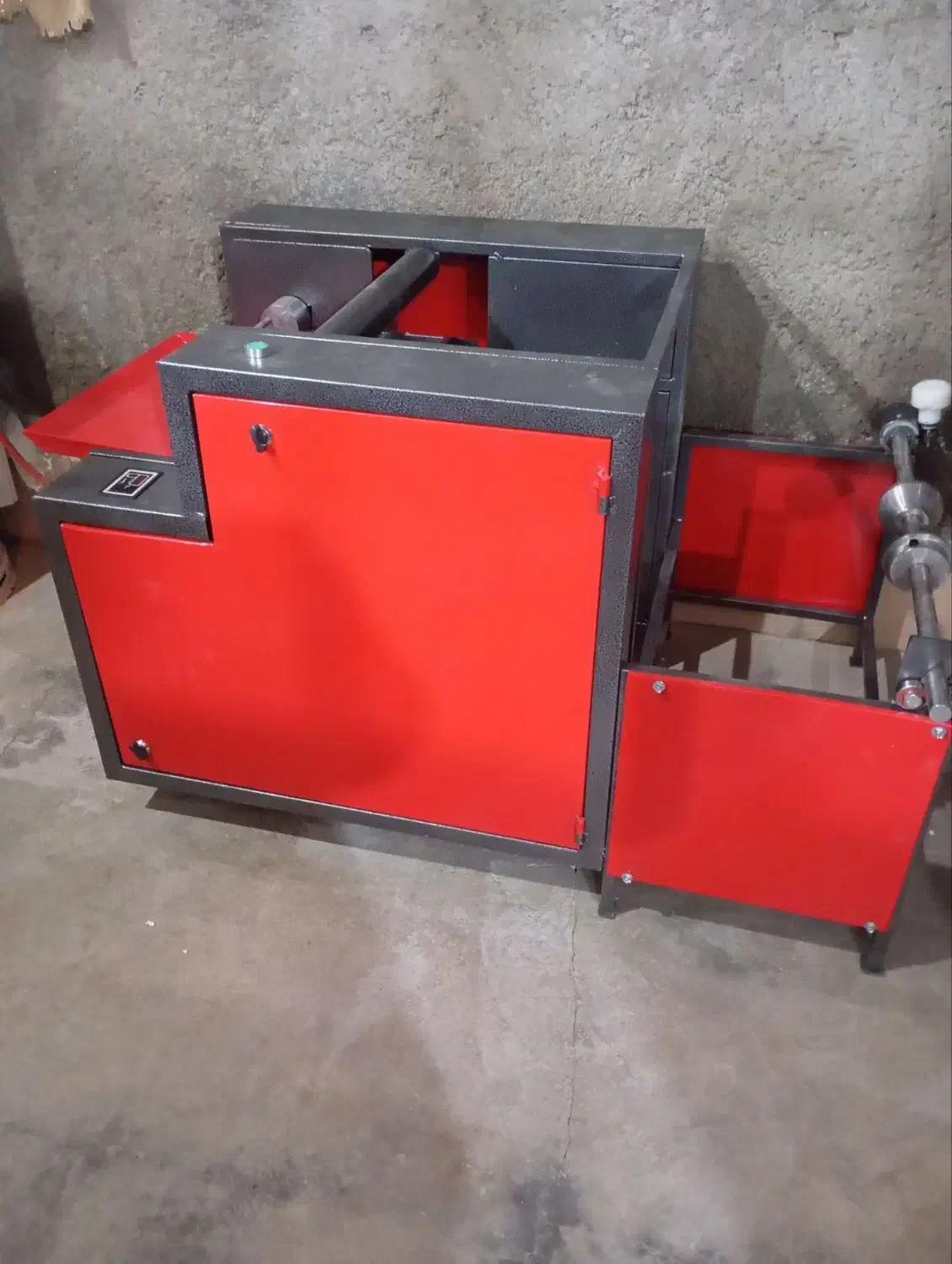 دستگاه سه کاره رول کن|ماشینآلات صنعتی|دهگلان, |دیوار