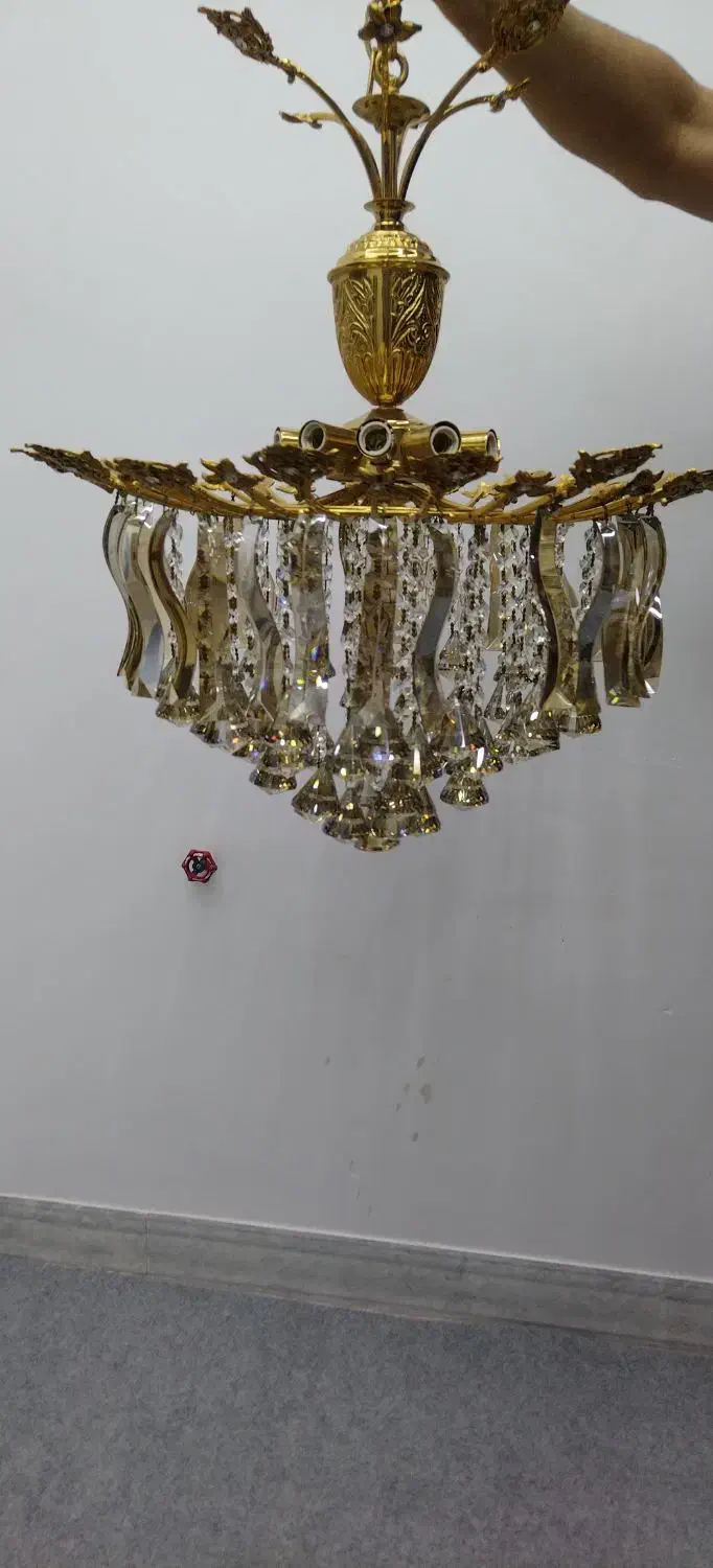 لوستر در حد نو|لوستر و چراغ آویز|قم, خاکفرج|دیوار