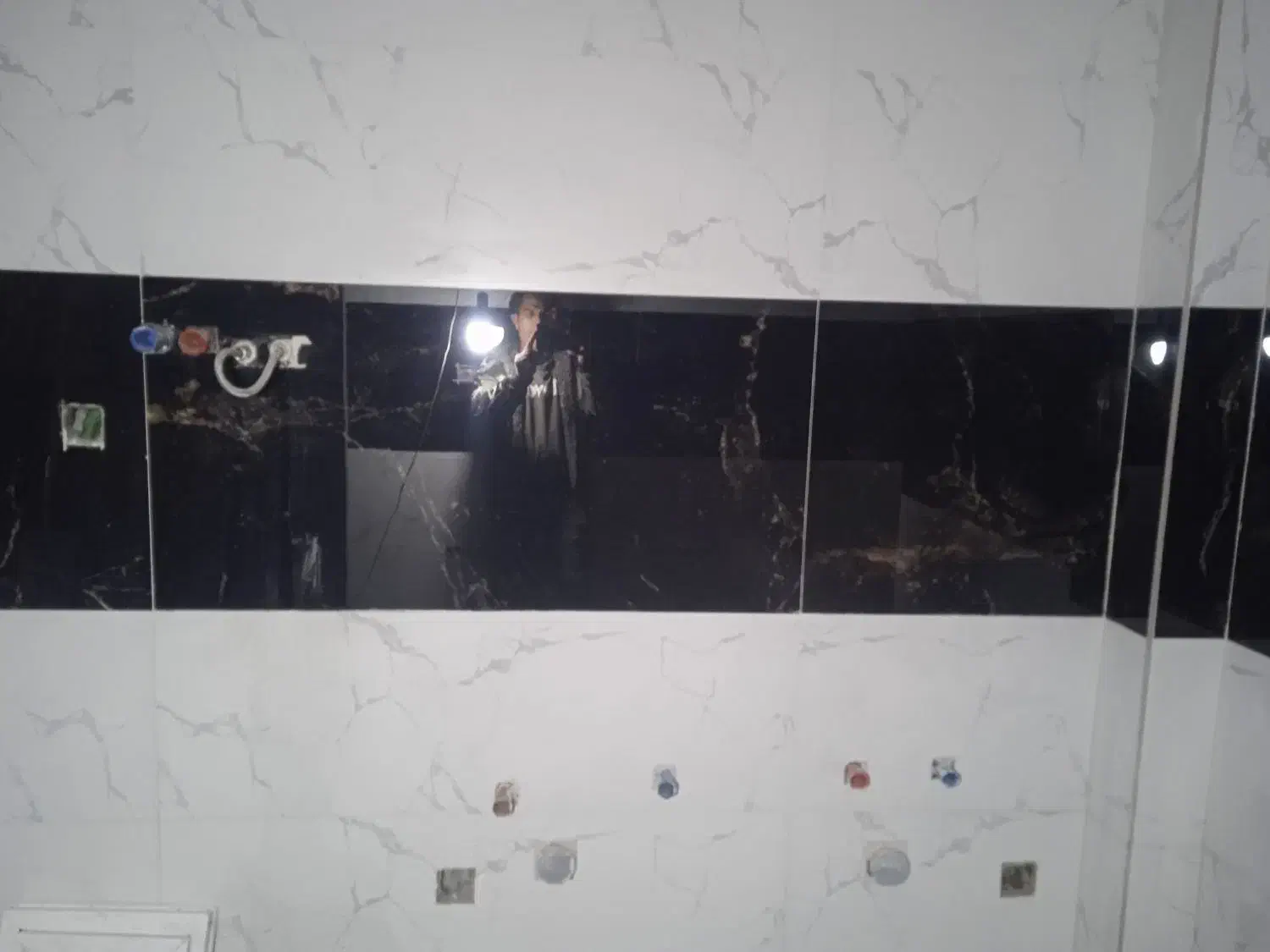 کاشی کاری وسرامیک کاری|خدمات پیشه و مهارت|اردبیل, |دیوار