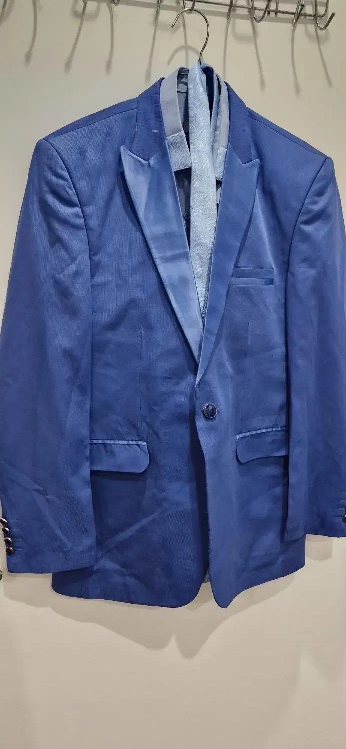 پیراهن مردانه|لباس|کرج, حصار سرجوب|دیوار