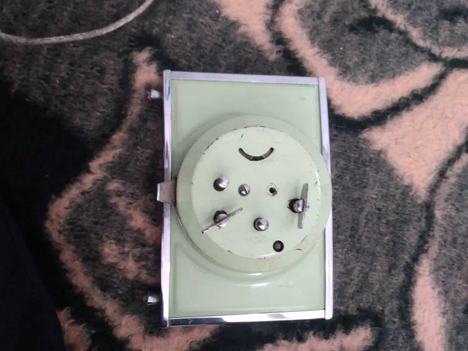 ساعت قدیمی نبزی|کلکسیون اشیاء عتیقه|یزد, |دیوار