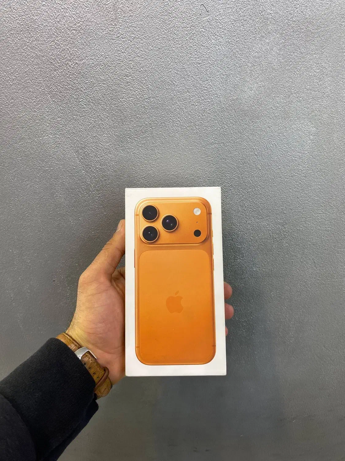 iphone 17 pro (آکبند)|موبایل|تهران, فلسطین (میدان انقلاب)|دیوار